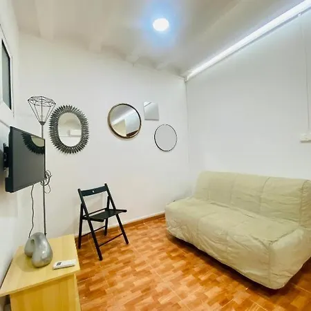 031 Center Barca 4 1 Апартаменты *
