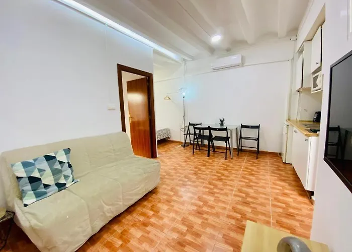 Apartment 031 Center Barca 4 1 *